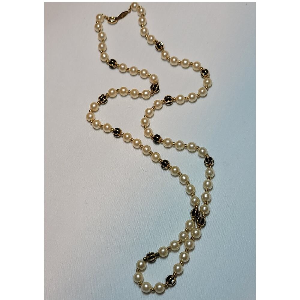 Vintage Delicate Napier Necklace Faux Pearl & Caged Onyx Black Bead 23 in Gold